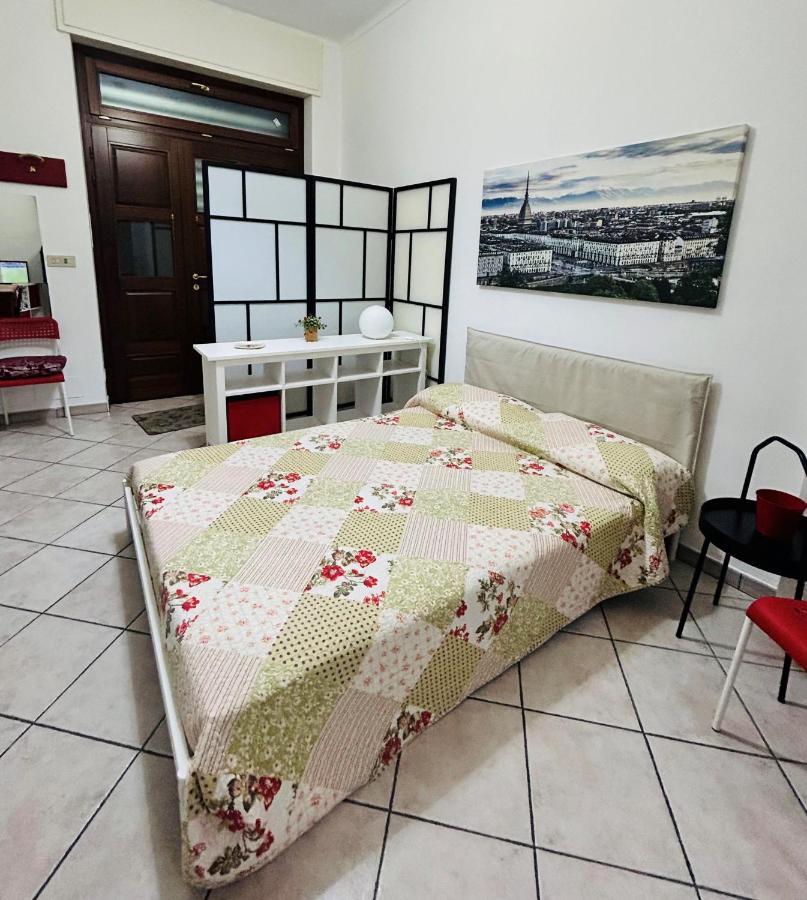 Apartmán Monolocale Maria Vittoria Turín Exteriér fotografie